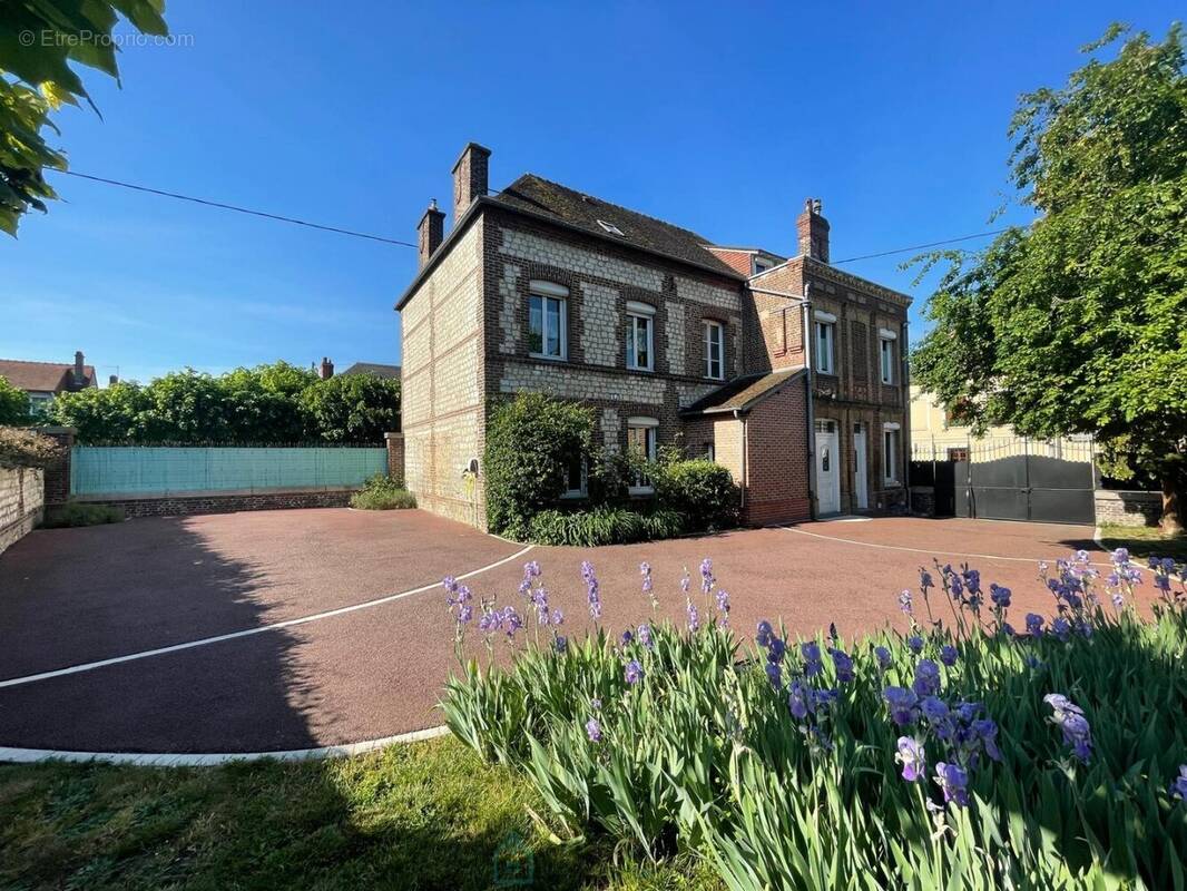 Maison à SAINT-AUBIN-LES-ELBEUF