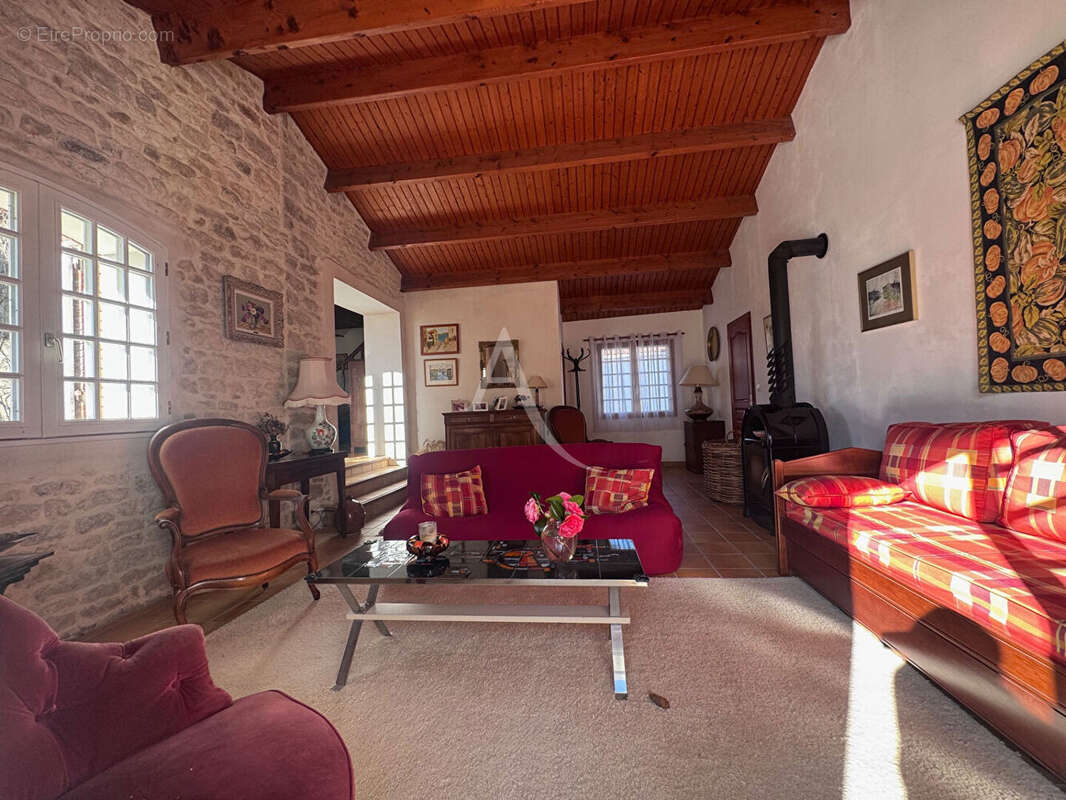 Maison à LONGEVILLE-SUR-MER