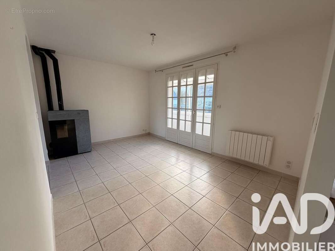 Photo 4 - Maison à LE TREVOUX