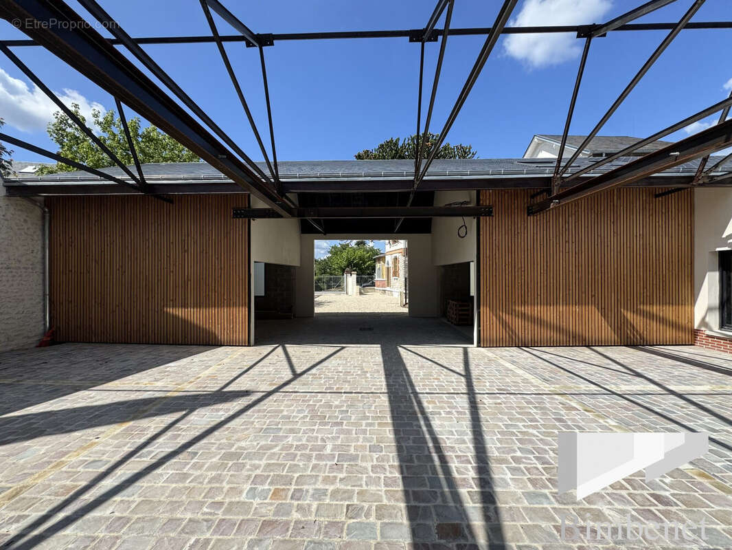 Appartement 112 m² à Orleans  - photo 4