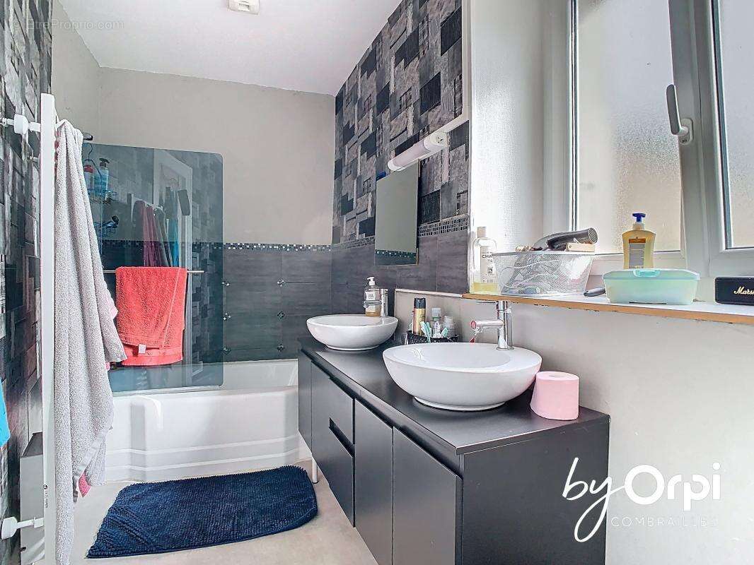 Maison à MARCILLAT-EN-COMBRAILLE