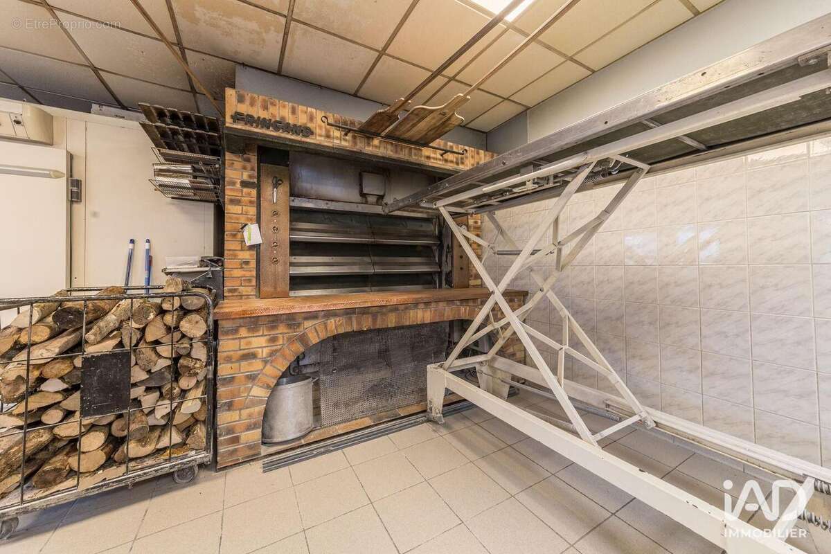 Photo 7 - Commerce à JEUXEY