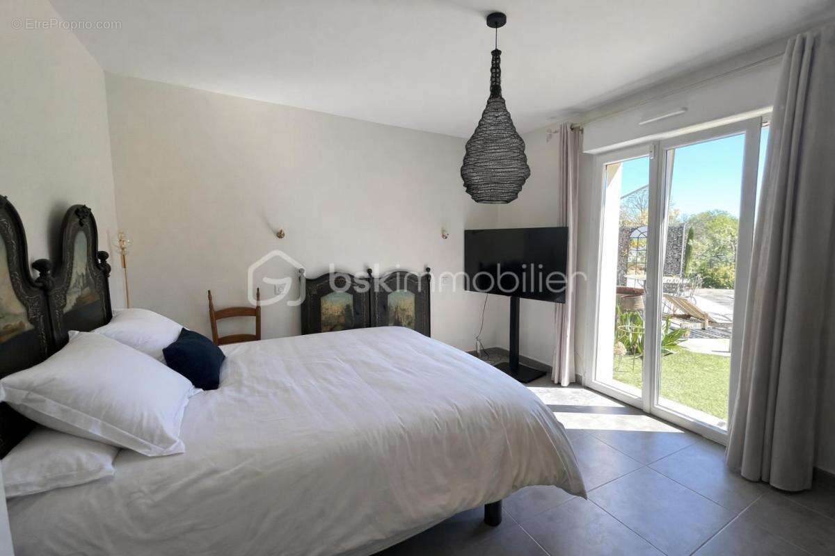 Maison à SAINT-AIGULIN