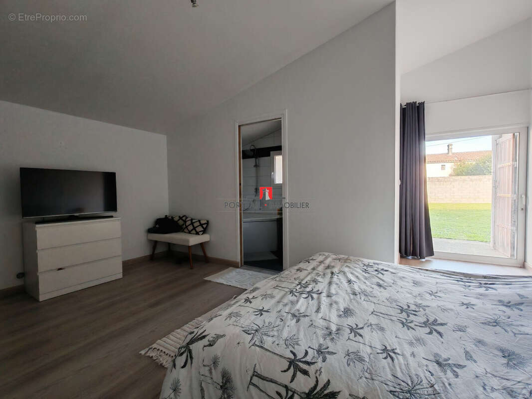 Maison à SAINT-CIERS-SUR-GIRONDE