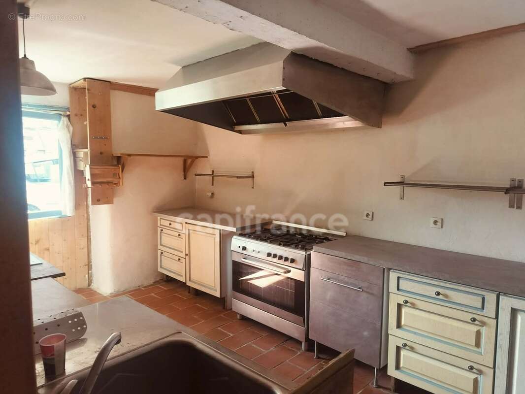 Ensemble immobilier de caractère en pierre au cœur des Monts d’Arrée - photo 5