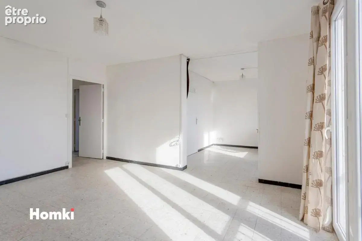 Appartement 3 pièces de 69m² avec parking et vue à Nîmes Jean-Jaurès - photo 7