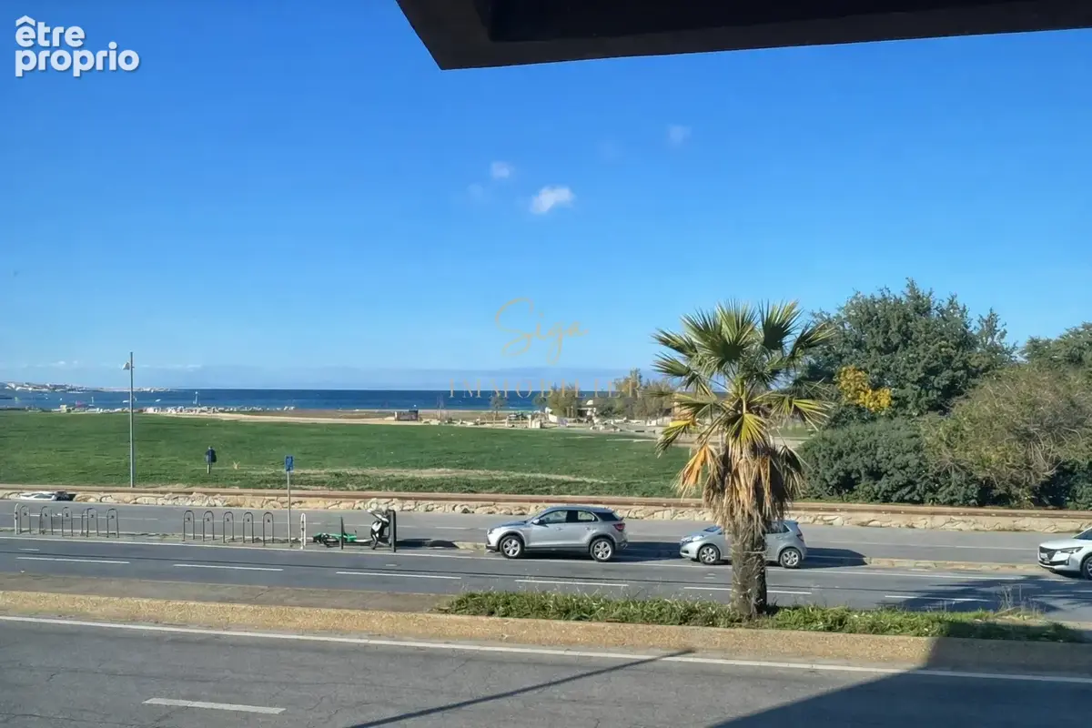 Marseille 13008   Superbe T3 lumineux avec vue mer, balcon et cave - photo 1