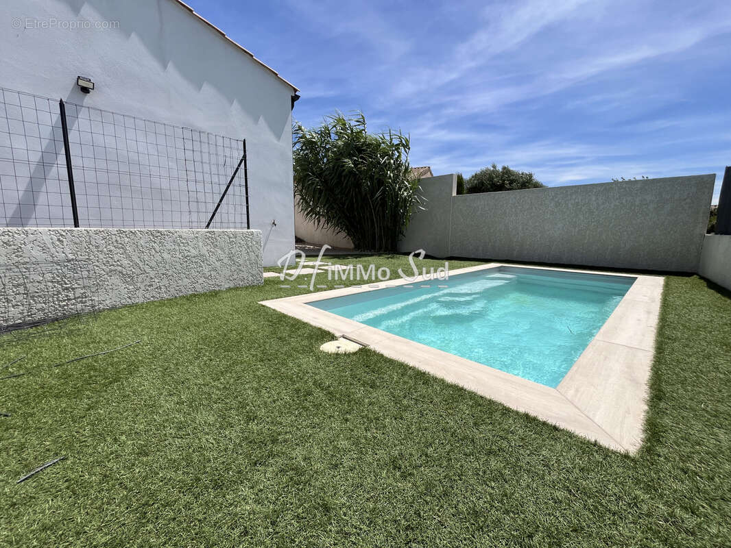 Maison T4 avec extérieur, piscine et places de parking - photo 2