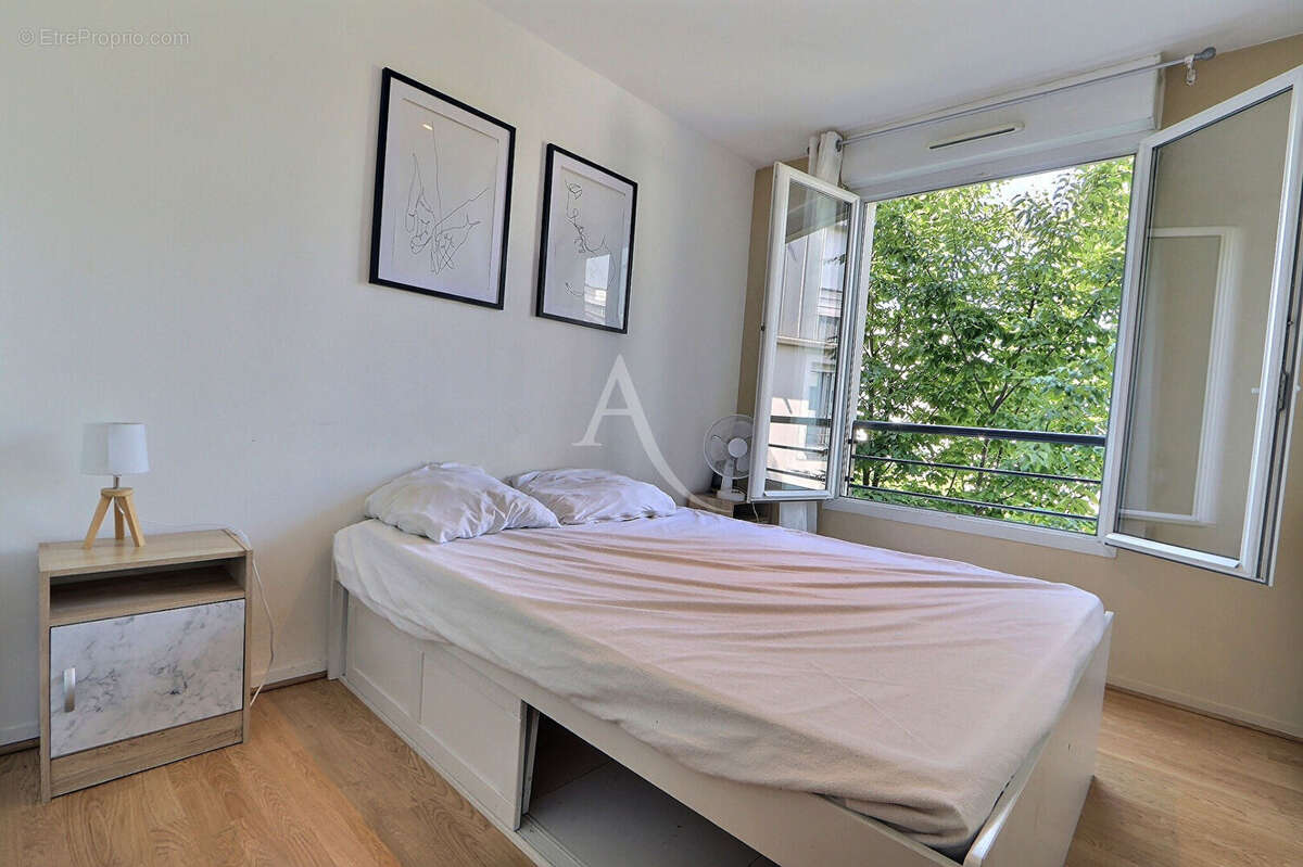 Appartement à AUBERVILLIERS