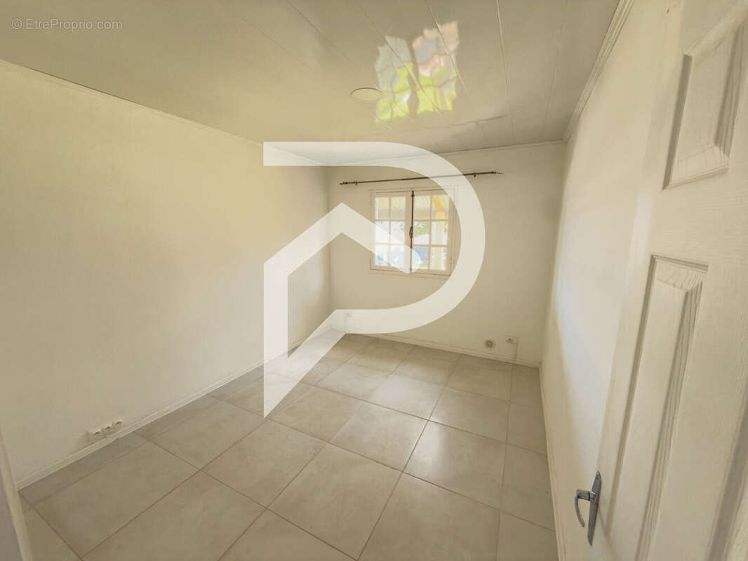 Maison à PETITE-ILE