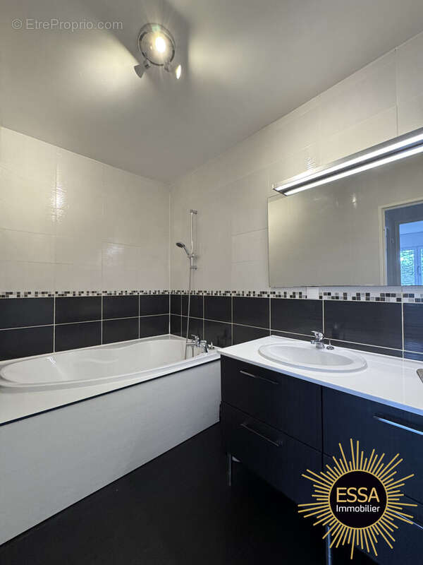 Appartement à VELIZY-VILLACOUBLAY