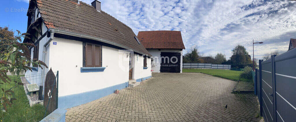 Maison à NIEDERROEDERN