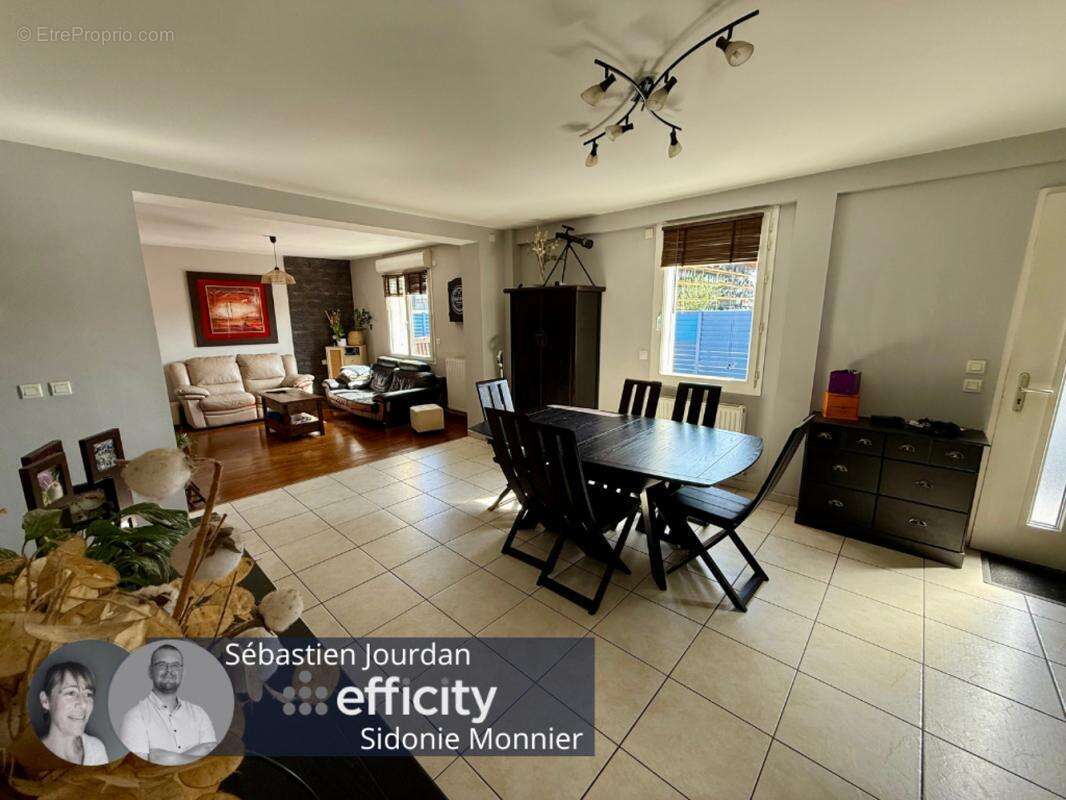 Maison à SERVON-SUR-VILAINE