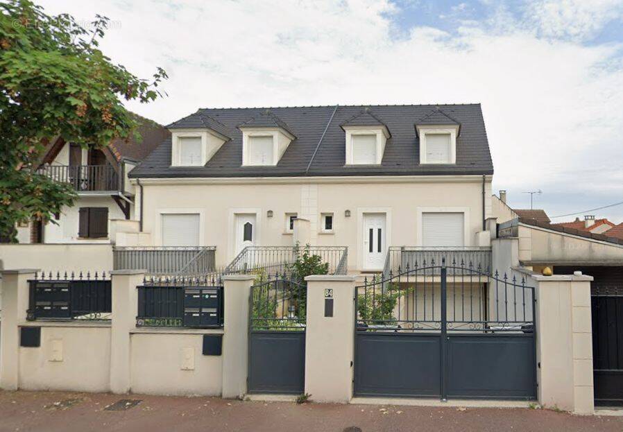 Appartement à CHAMPS-SUR-MARNE