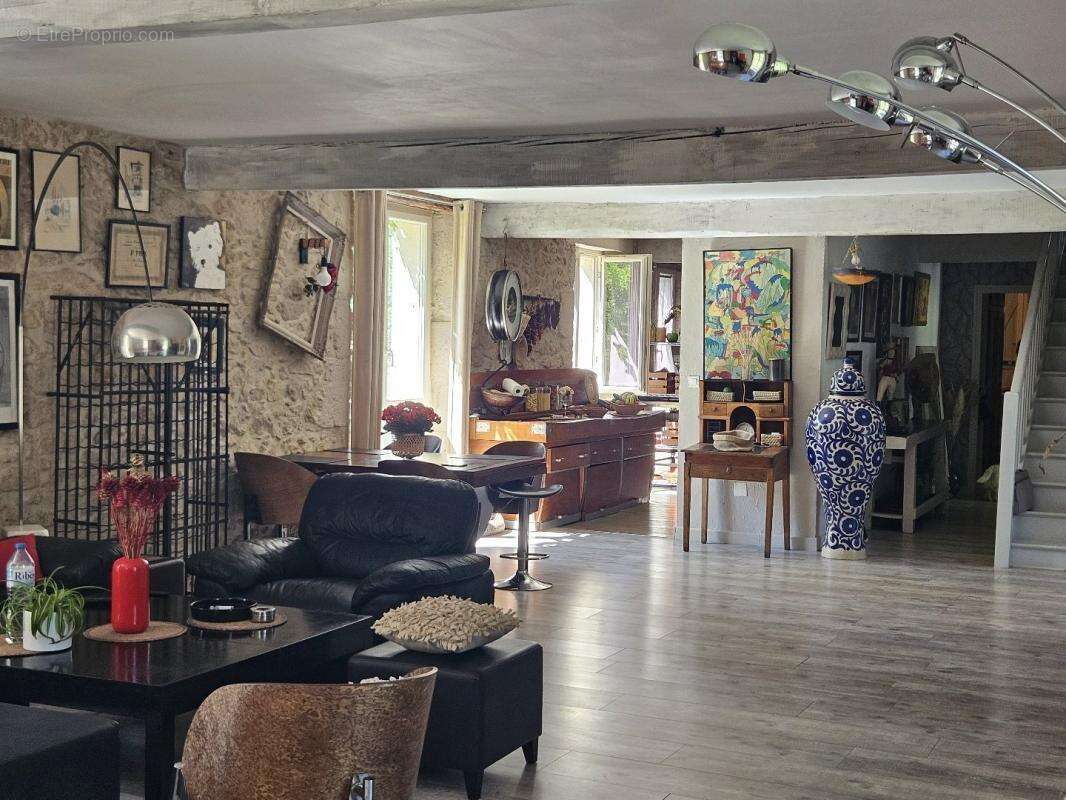 Maison à SEMPESSERRE