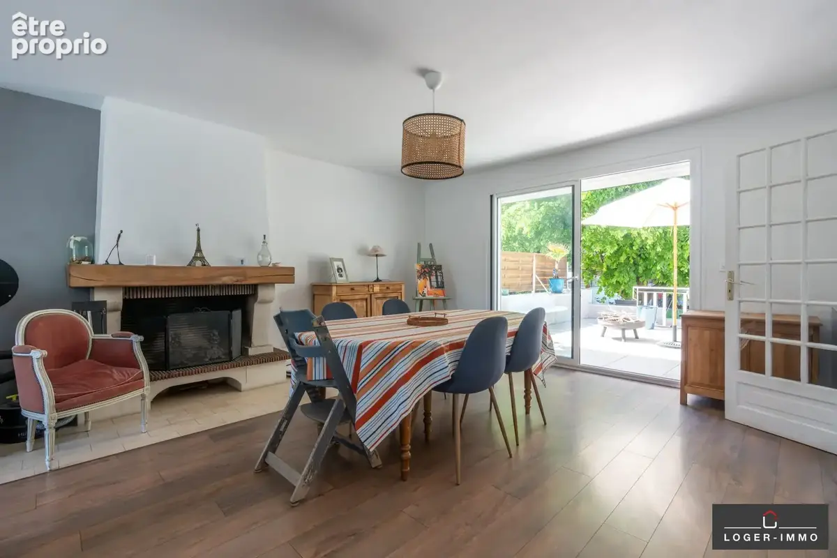 Maison 225 m² à Saint-Maur-Des-Fosses  - photo 8