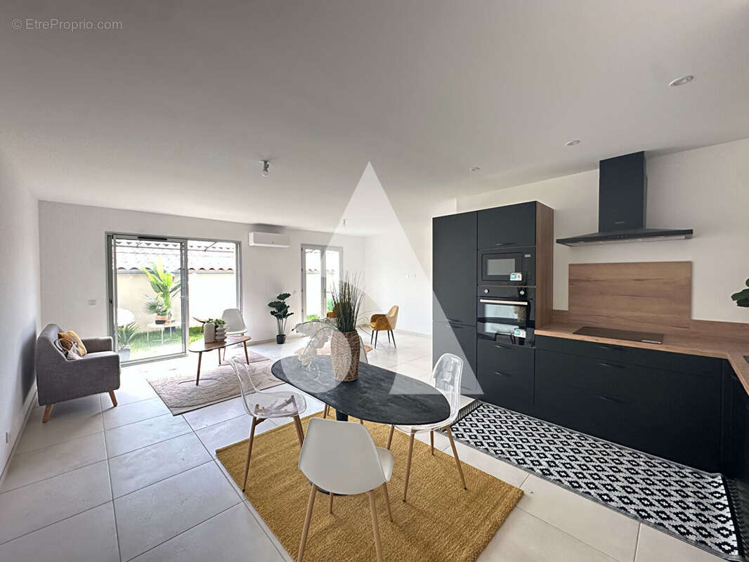 Appartement à LOURMARIN