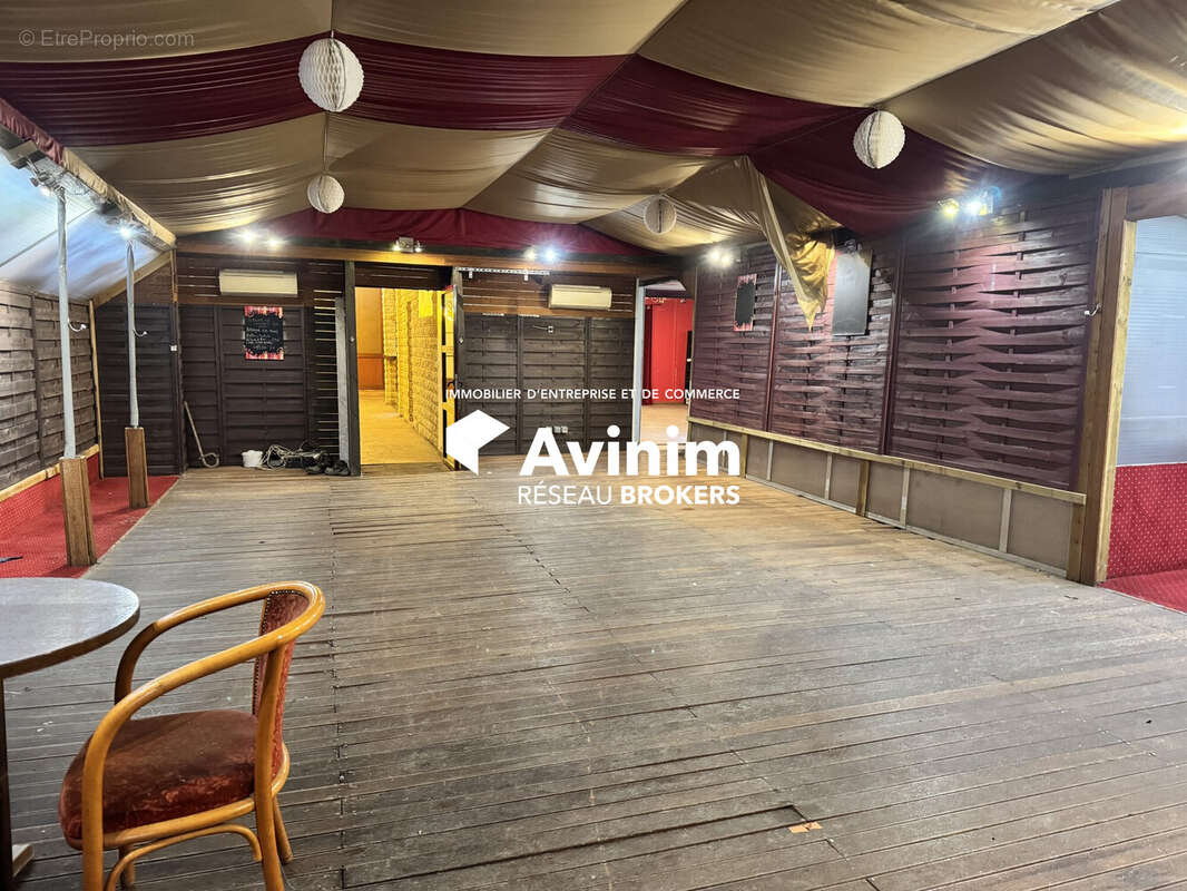 Commerce à SAINT-DENIS