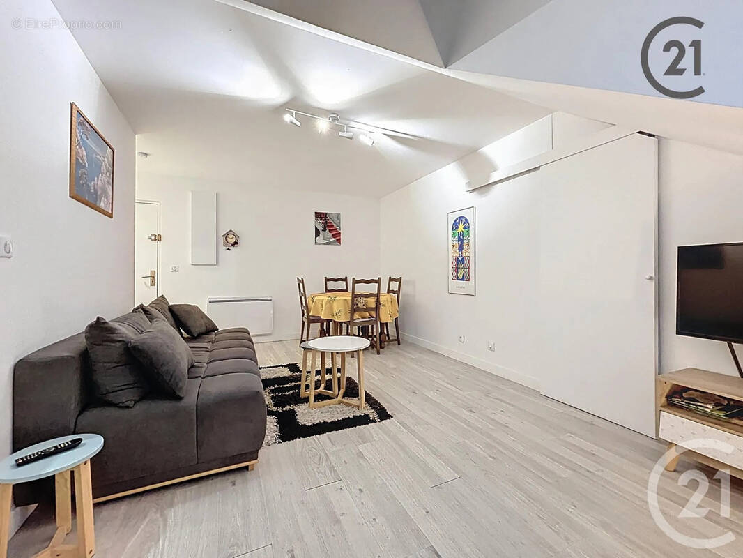 Appartement à BRIE-COMTE-ROBERT