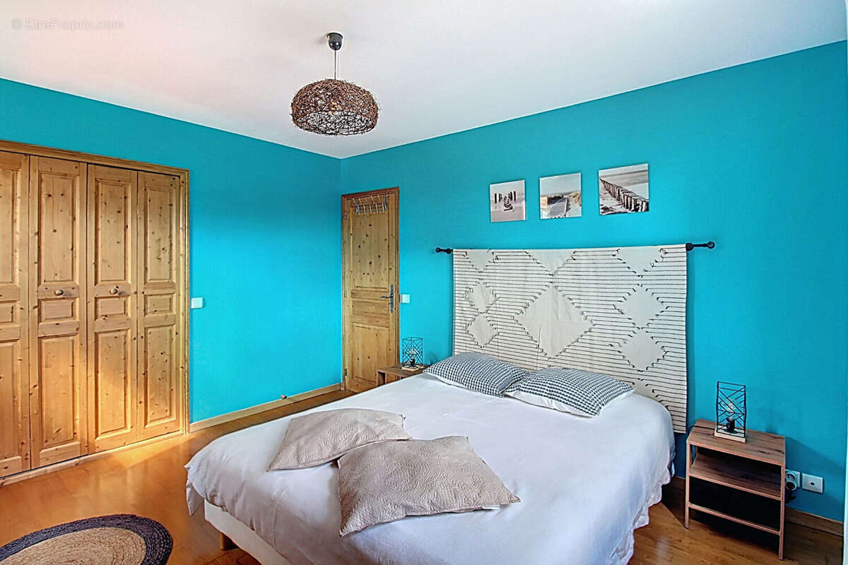 Maison à VILLECROZE