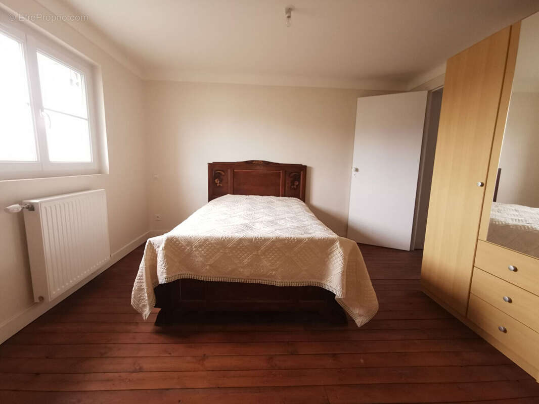 Maison à CHATELLERAULT