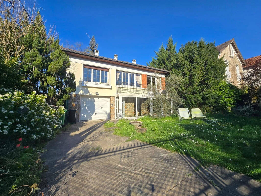 Maison à LES PAVILLONS-SOUS-BOIS