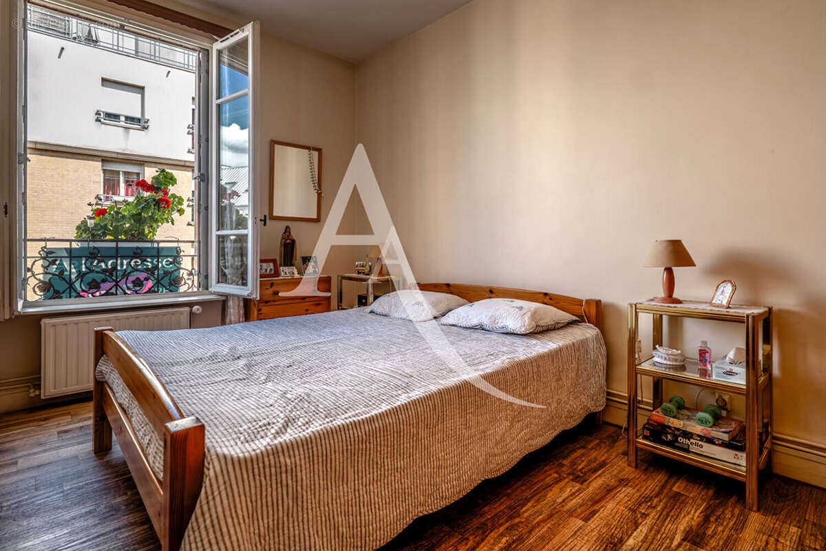 Appartement à CLICHY