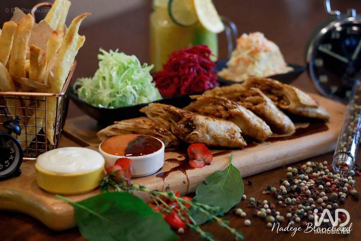 Photo 1 - Commerce à LA ROCHELLE