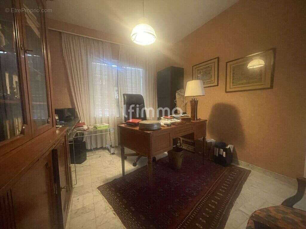 maison familiale au coeur du centre-ville - photo 3