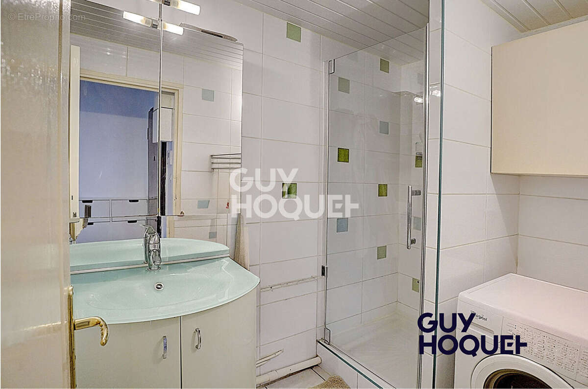 Appartement à SAINTE-FOY-LES-LYON