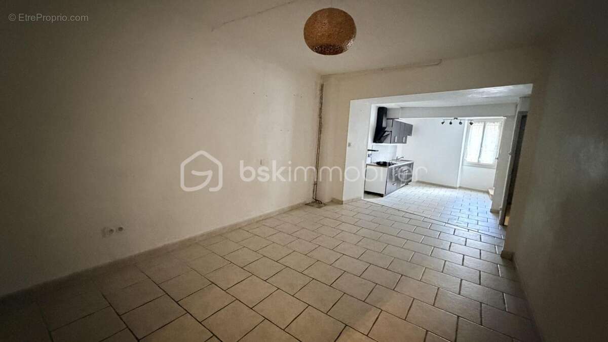 Maison de village en deux faces avec garage et jardin - photo 4