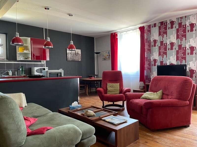 Commerce à MONLEZUN-D&#039;ARMAGNAC