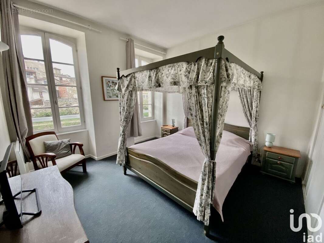 Photo 9 - Commerce à NERAC