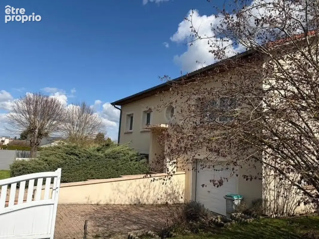 Photo 1 - Maison à CHARMES