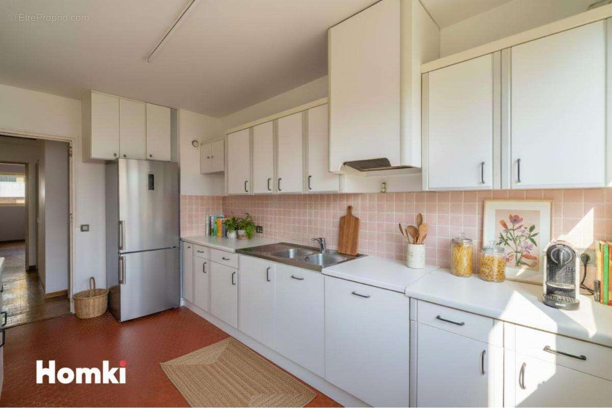 Appartement à MARSEILLE-9E