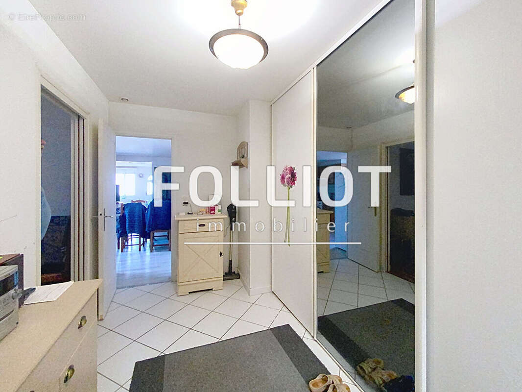 Appartement à CONDE-SUR-NOIREAU