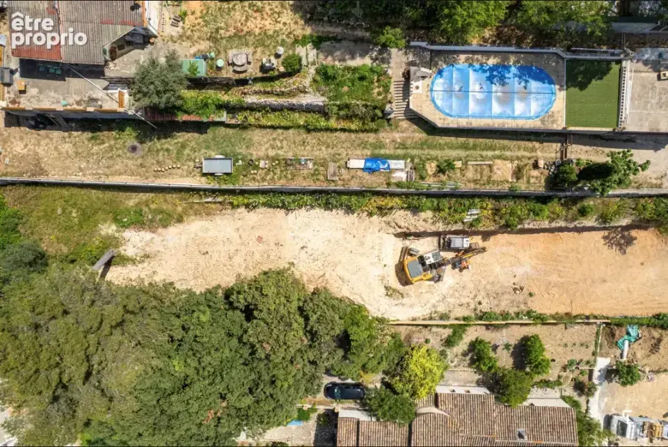 Terrain 1300 m² à Aubagne  - photo 2