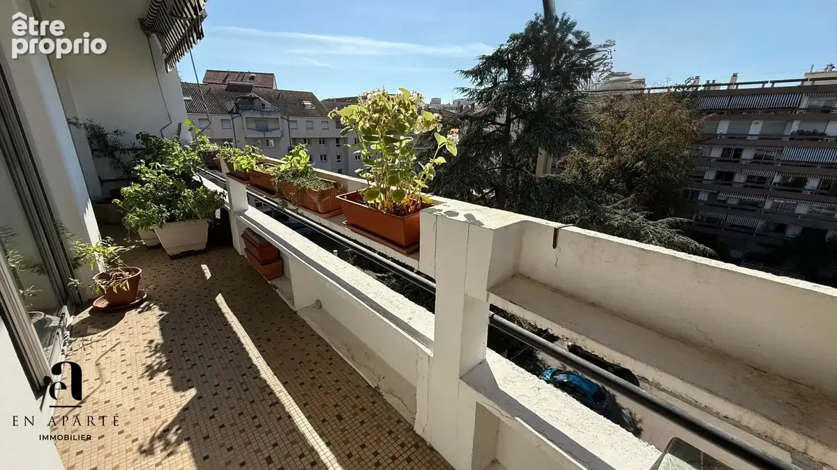 Grand appartement T3 très lumineux au dernier étage, traversant Est/Ouest - photo 5