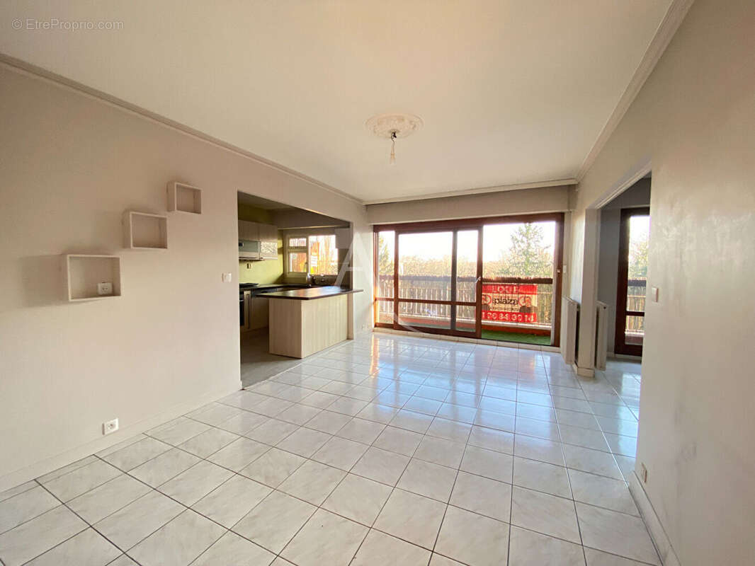 Appartement à ATHIS-MONS