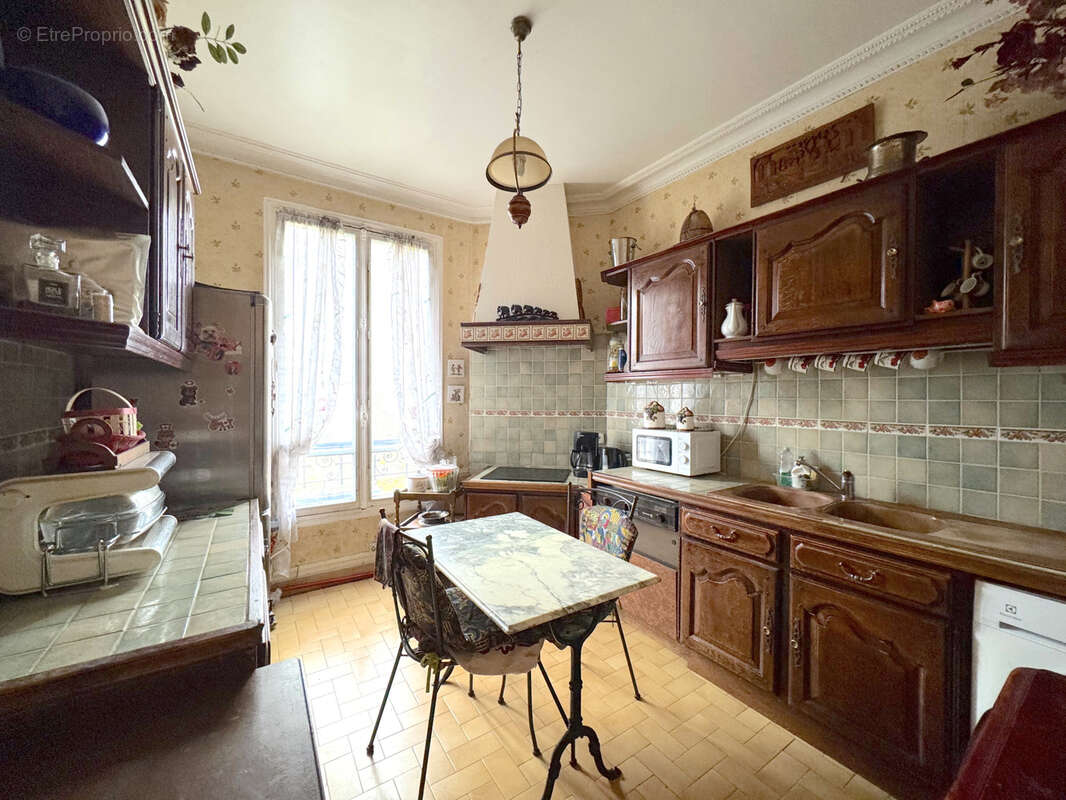 Appartement à ASNIERES-SUR-SEINE