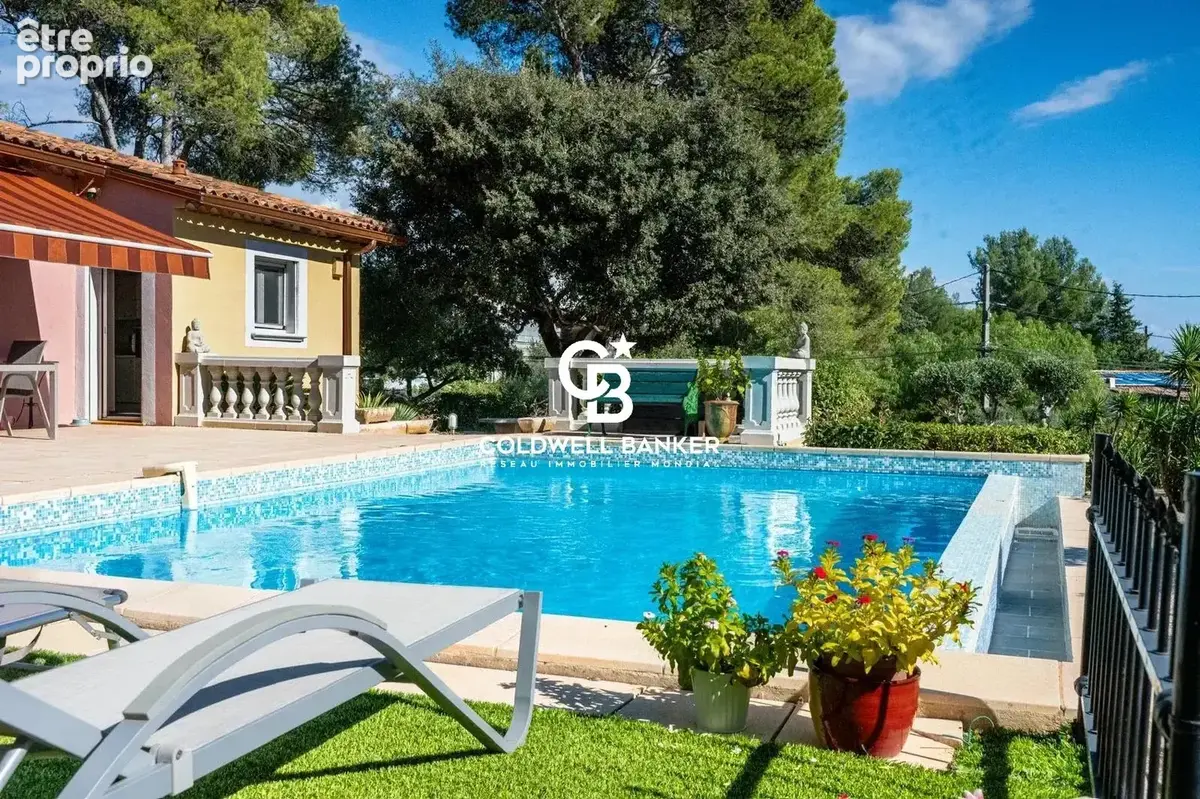 Roquebrune-sur-argens  villa de plain-pied avec piscine à débordement - photo 2