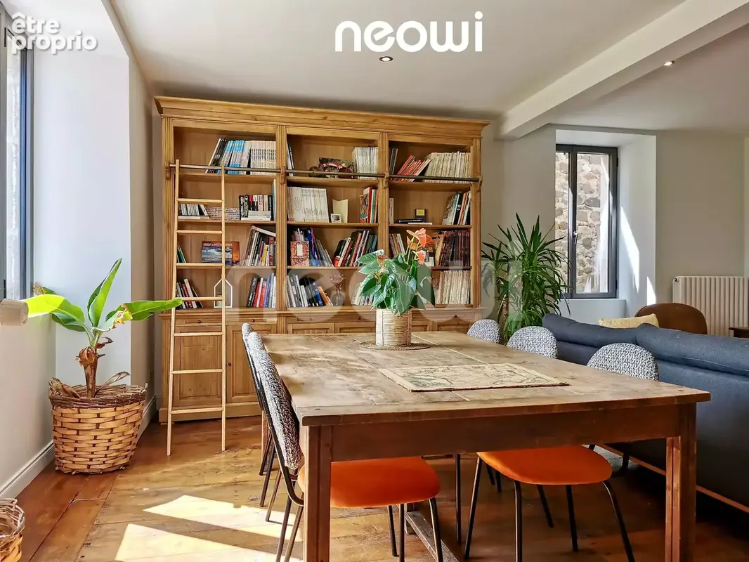 Maison 5 pièces 210 m² à vendre à Arpajon-Sur-Cere (15130) - photo 3