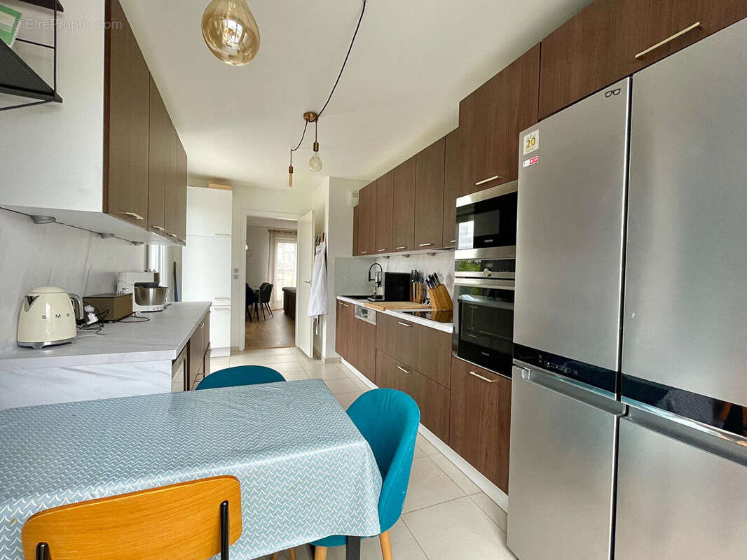 Appartement à SARTROUVILLE