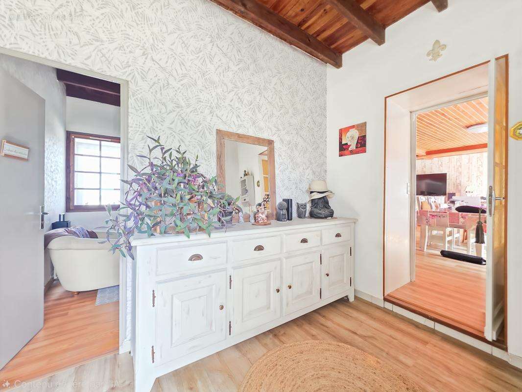 Maison à MEZIN