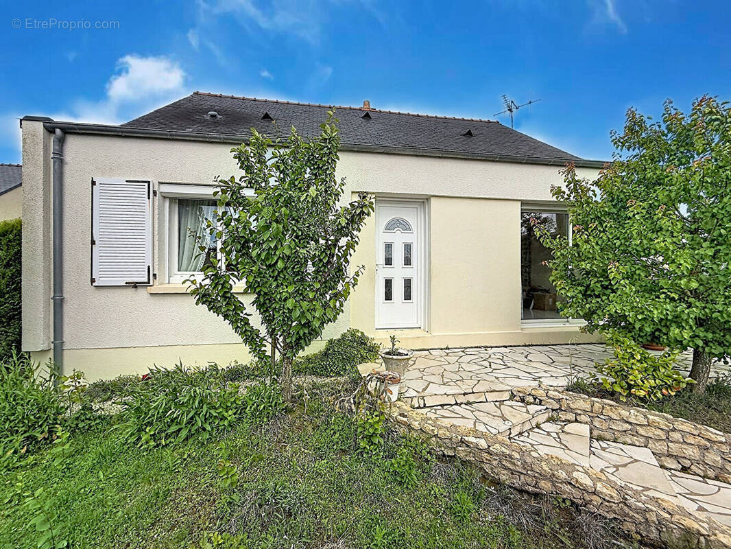 Maison à DOUE-LA-FONTAINE