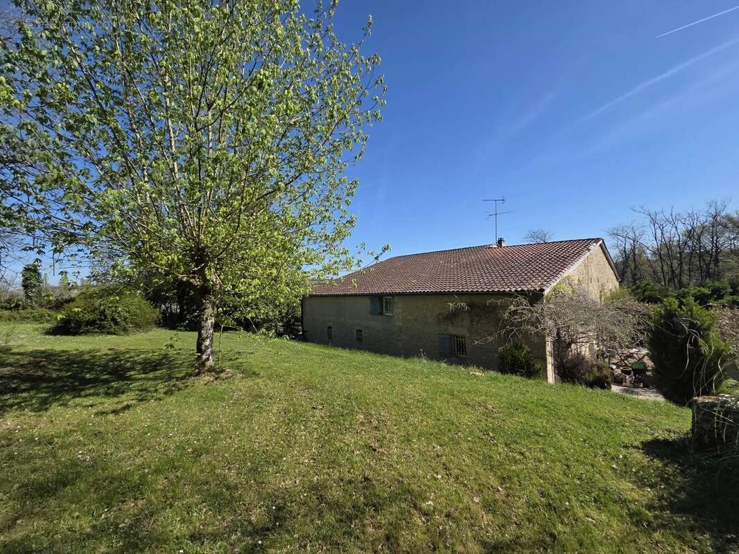 Maison à MONSEGUR