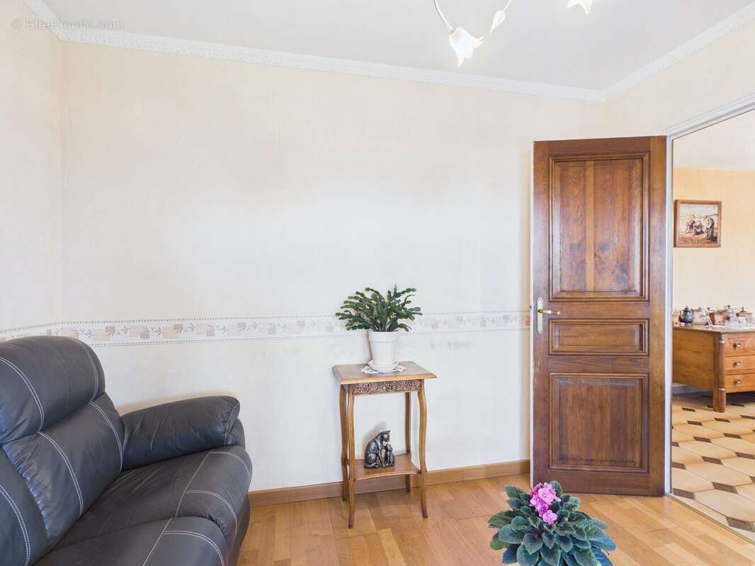 Maison à VALLANT-SAINT-GEORGES