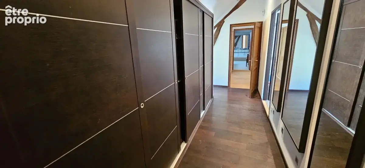 Authentique maison en pierres de 158 m² avec jardin et garage - photo 12