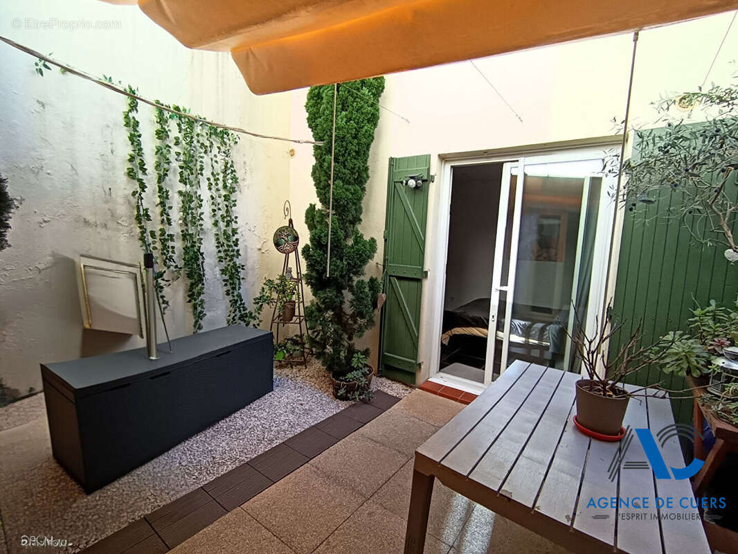 Appartement à SOLLIES-PONT