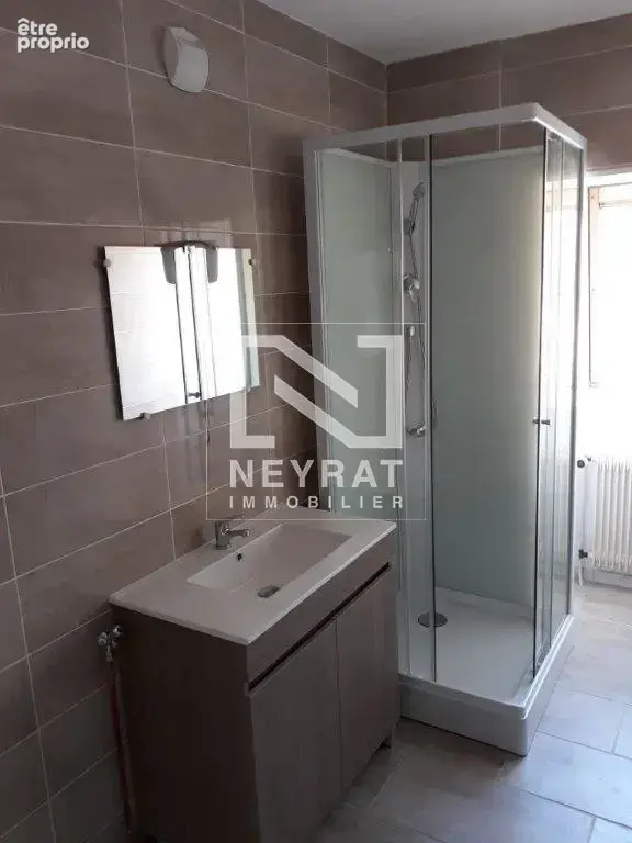 Appartement type 3 65.27 m2 avec cave et 2 garages VENDUS LOUES - photo 7